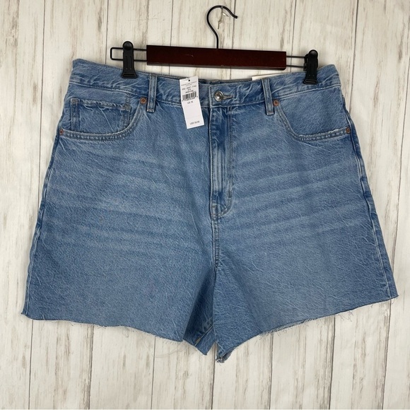 American Eagle NWT high rise 90s boyfriend jean shorts US 16